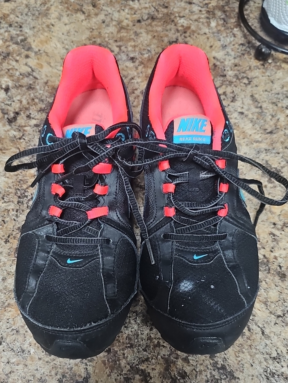 Nike Reax Sneakers
